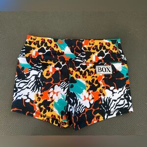 Rok The Box booty shorts, M